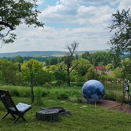 Feriehus Stargazer Dome At Balaton Szolad